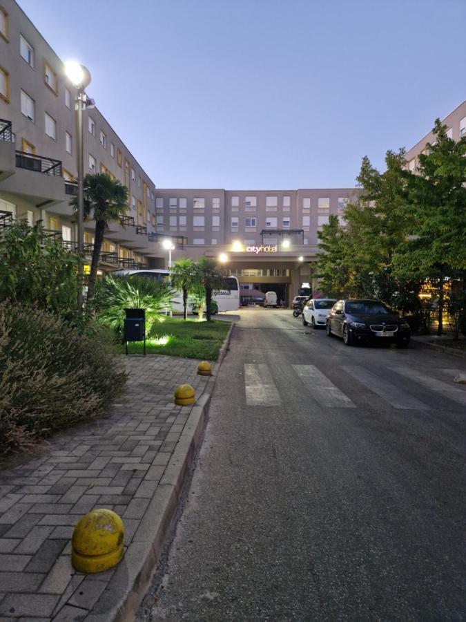 Candy Apartments Мостар Екстер'єр фото